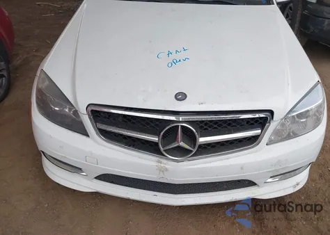 2011 Mercedes-Benz C 300 Luxury/Sport из США, поврежденный, VIN WDDGF5EB0BA514230